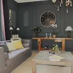Oda ve Kahvaltı D'hotes Maison La Porte Rouge Niort