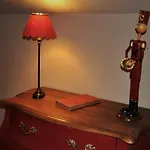 D'hotes Maison La Porte Rouge Oda ve Kahvaltı