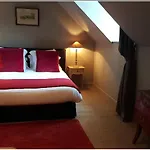 D'hotes Maison La Porte Rouge Oda ve Kahvaltı Niort