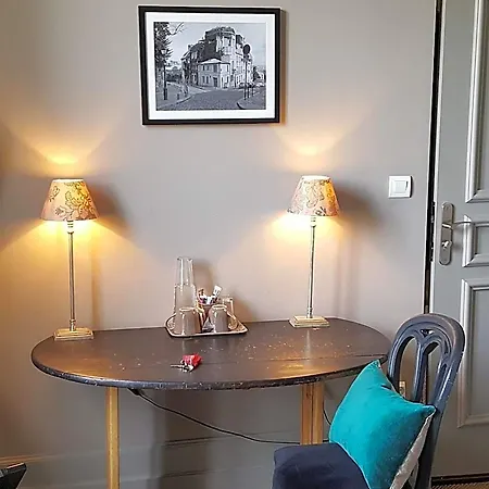 D'hotes Maison La Porte Rouge Oda ve Kahvaltı 4*