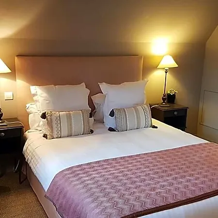 D'hotes Maison La Porte Rouge Bed & Breakfast