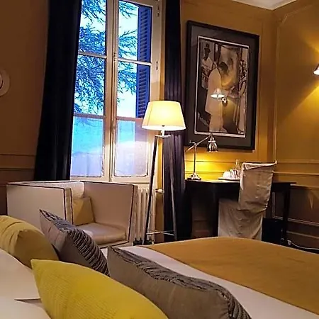 Oda ve Kahvaltı D'hotes Maison La Porte Rouge