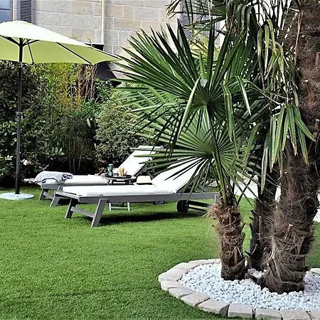 D'hotes Maison La Porte Rouge Bed & Breakfast Niort