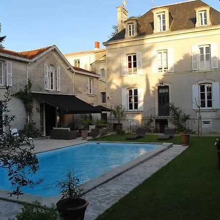 D'hotes Maison La Porte Rouge 4* Niort