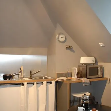 D'hôtes Maison La Porte Rouge Couette-café Niort