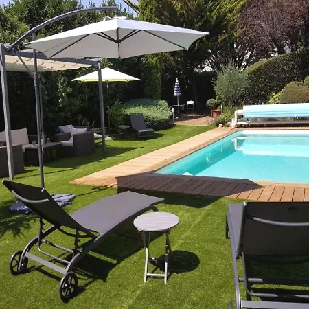 D'hotes Maison La Porte Rouge Nocleg ze śniadaniem 4*