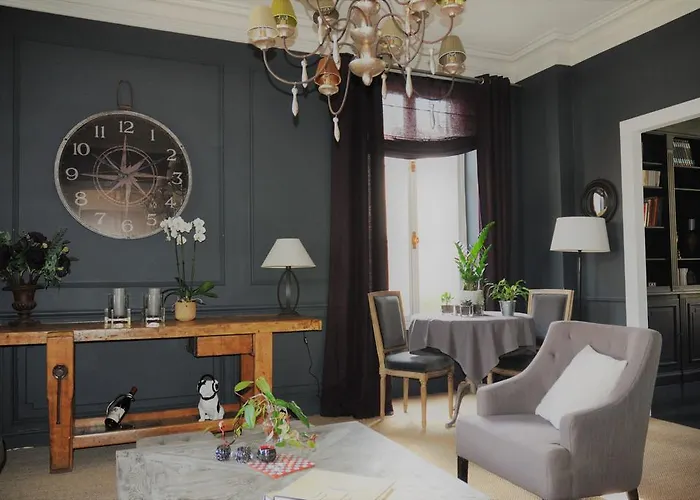 Bed & Breakfast Maison La Porte Rouge Niort