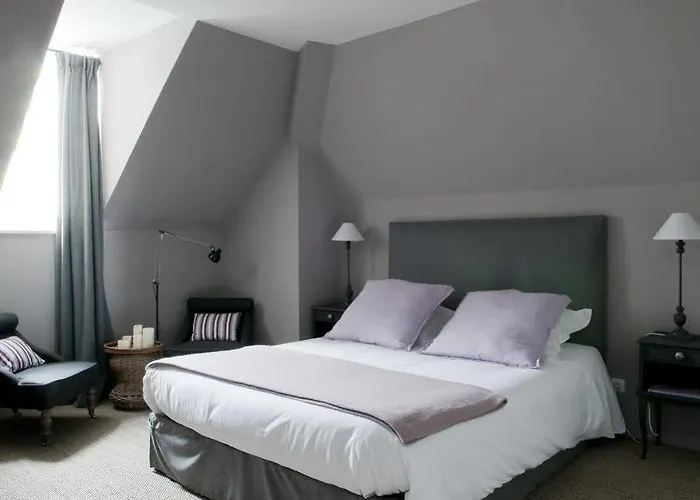 Maison La Porte Rouge