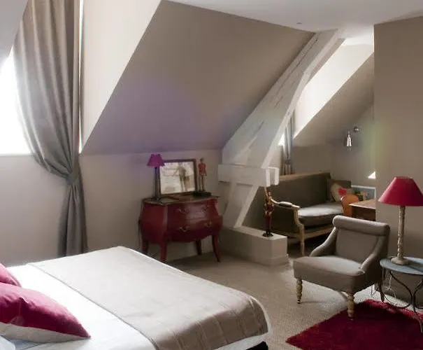 Maison La Porte Rouge