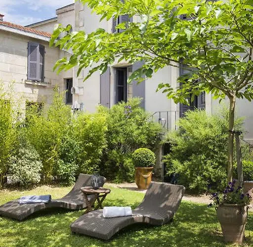 Bed & Breakfast Maison La Porte Rouge Niort