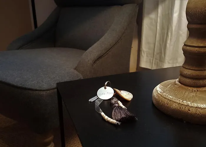 Maison La Porte Rouge Bed & Breakfast 4*