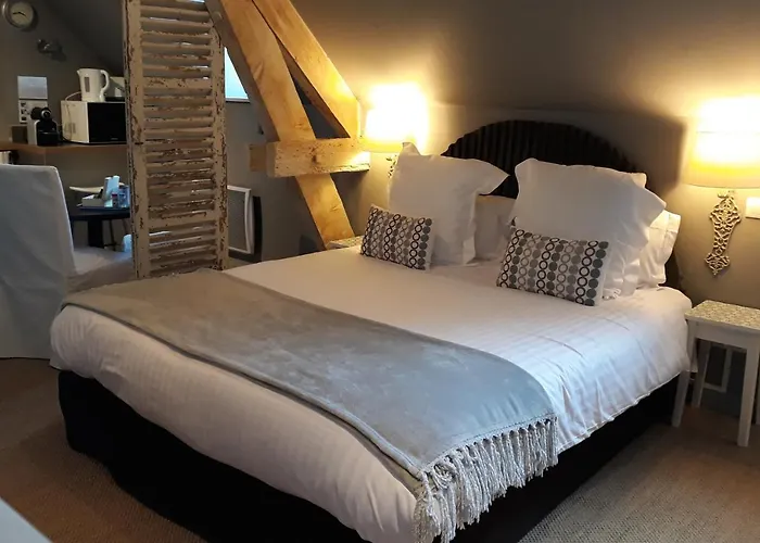 Maison La Porte Rouge